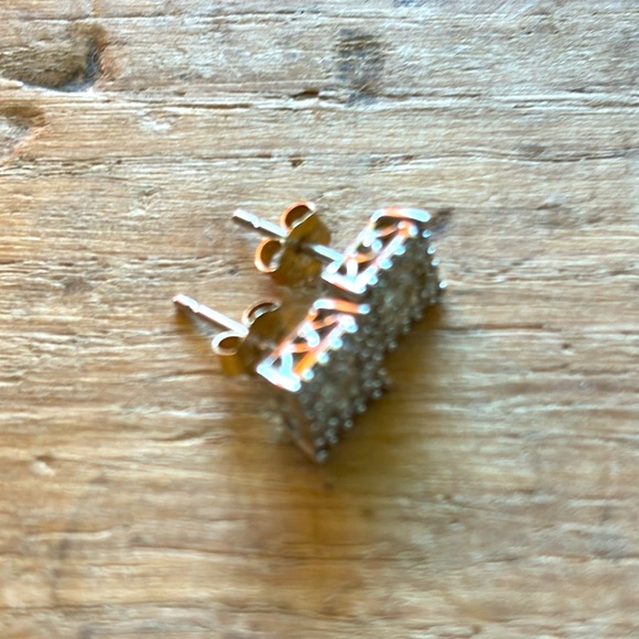 14kt. Gold Diamond Earrings Final Sale - Picture 15 of 17